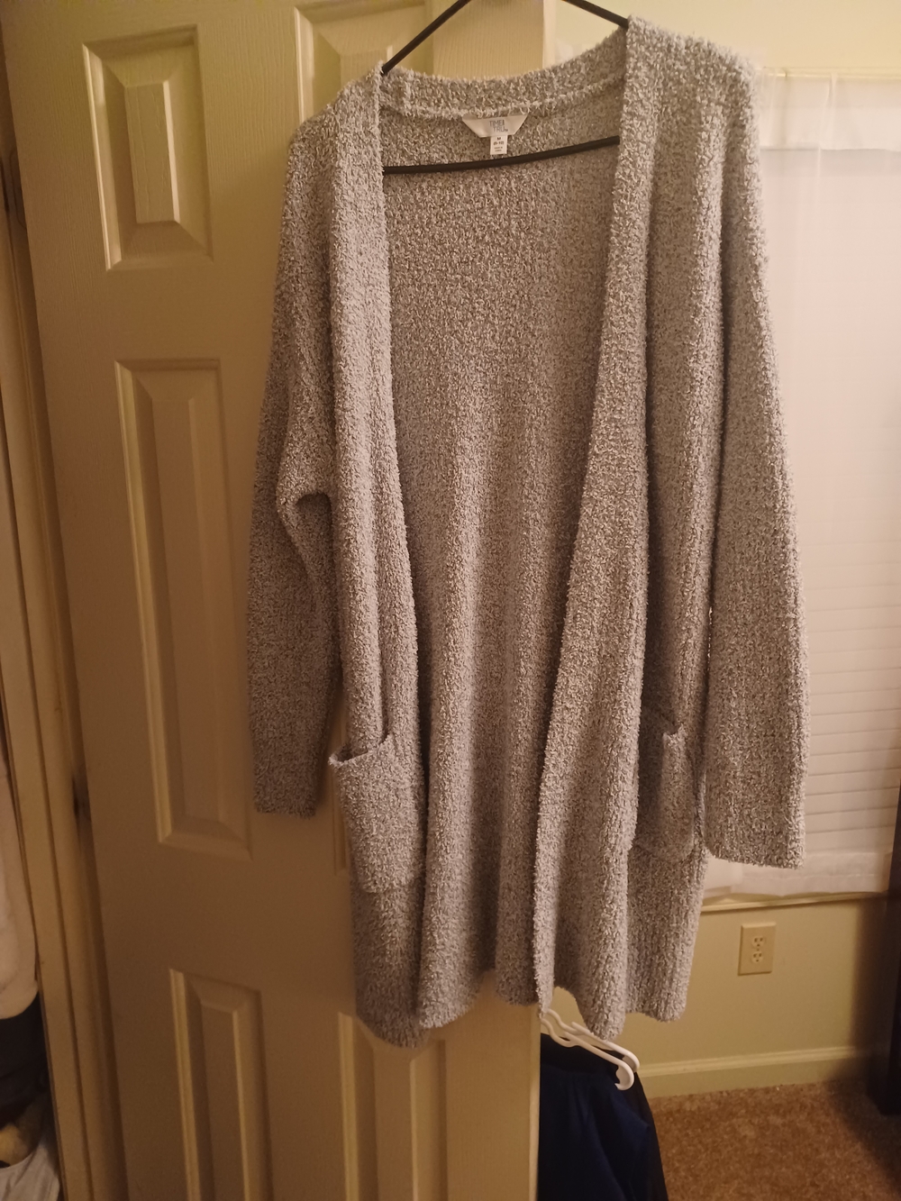 Time and Tru Light Gray Open-Front Bouclé Cardigan